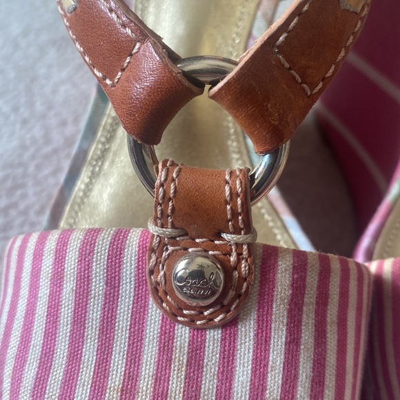 Coach Barbie/Candy Stripe Wedges 🩷 - Picture 8 of 16